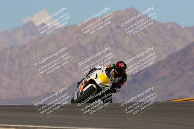 media/Oct-09-2022-SoCal Trackdays (Sun) [[95640aeeb6]]/Turn 9 (1pm)/